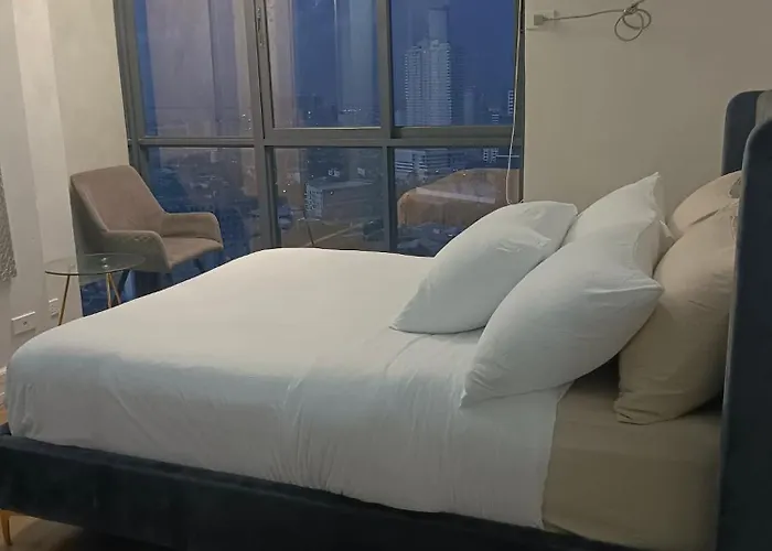 Stunning 2 Bedroom In Grand Residences