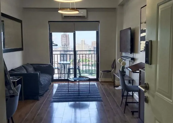Stunning 2 Bedroom In Grand Residences Aparthotel Cebu